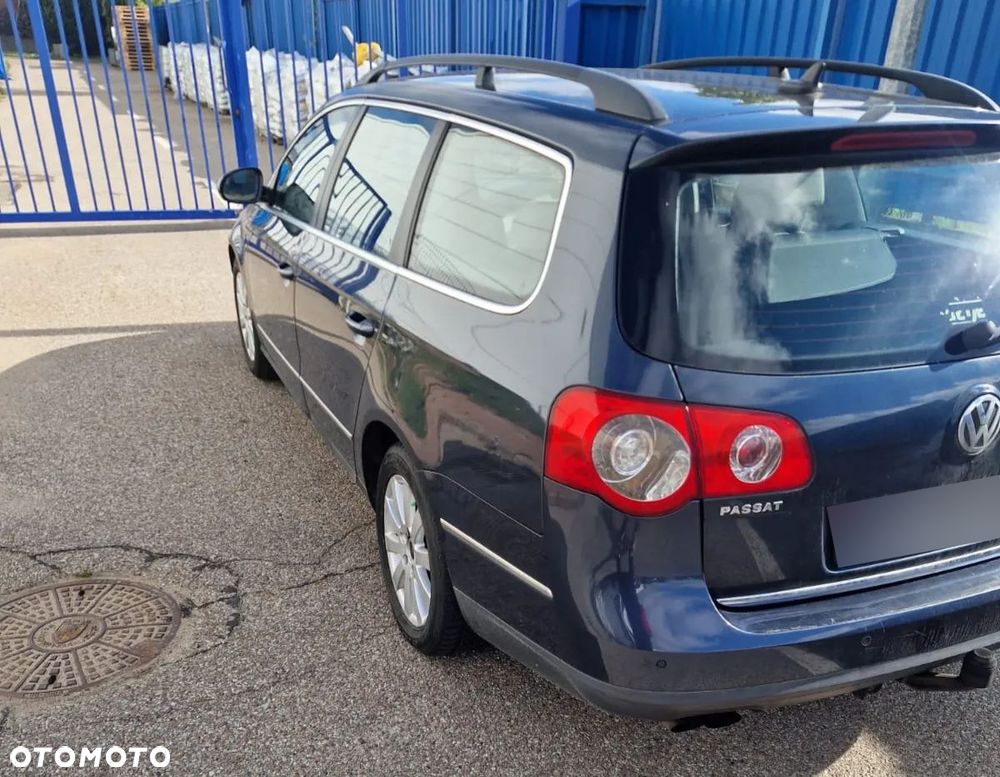 Volkswagen Passat 2.0 TDI Comfortline DSG - 3