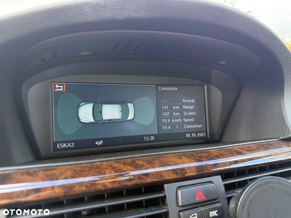 BMW Seria 3 330i - 21