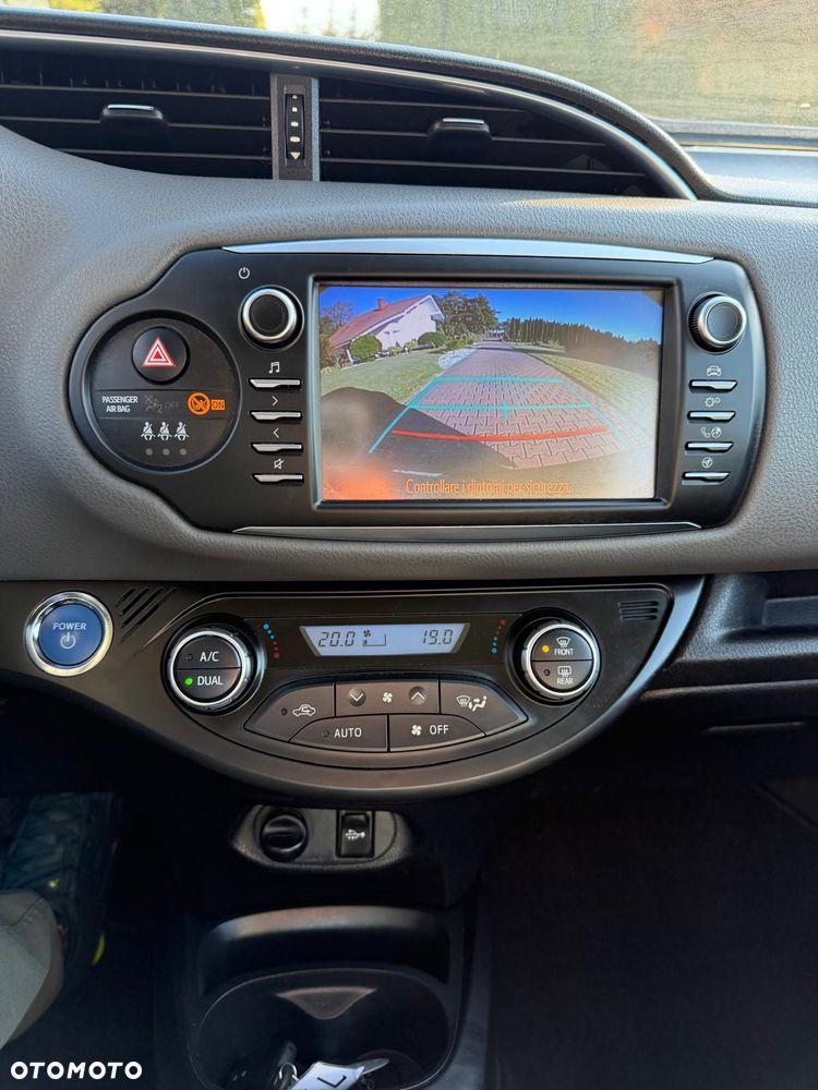 Toyota Yaris - 19