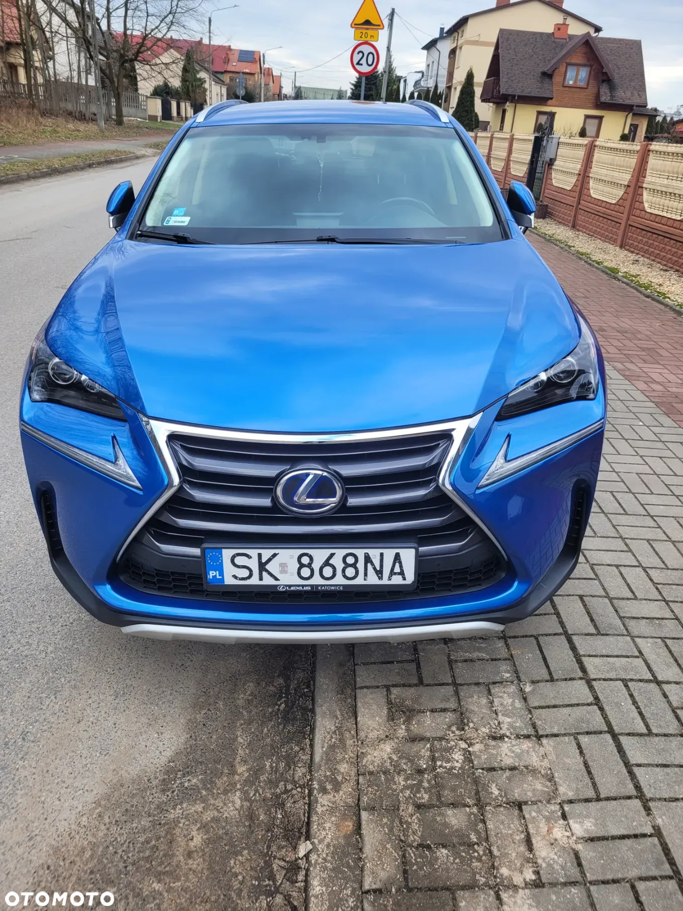 Lexus NX 300h Comfort AWD - 3