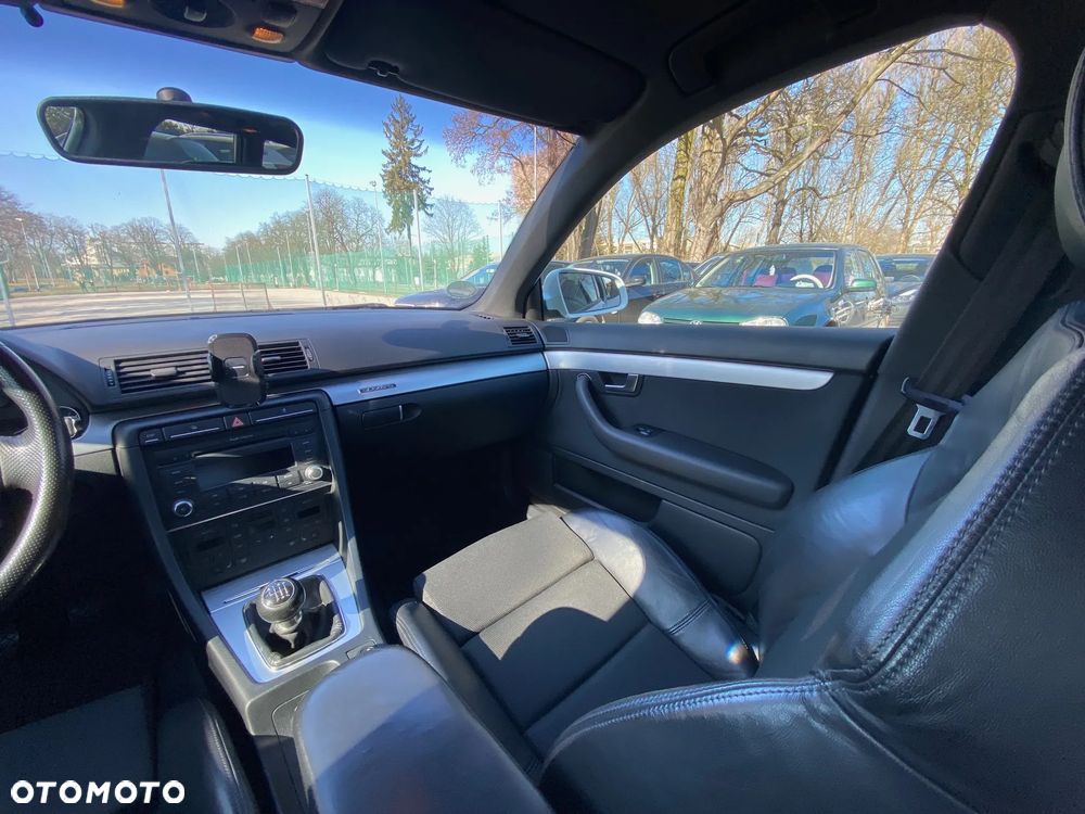 Audi A4 Avant - 12