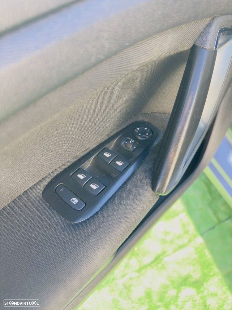 Peugeot 308 SW 1.6 BlueHDi Allure - 18