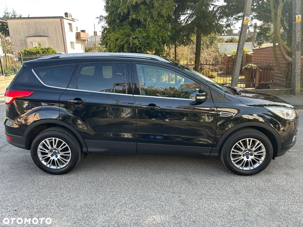 Ford Kuga 2.0 TDCi 2x4 Titanium - 10