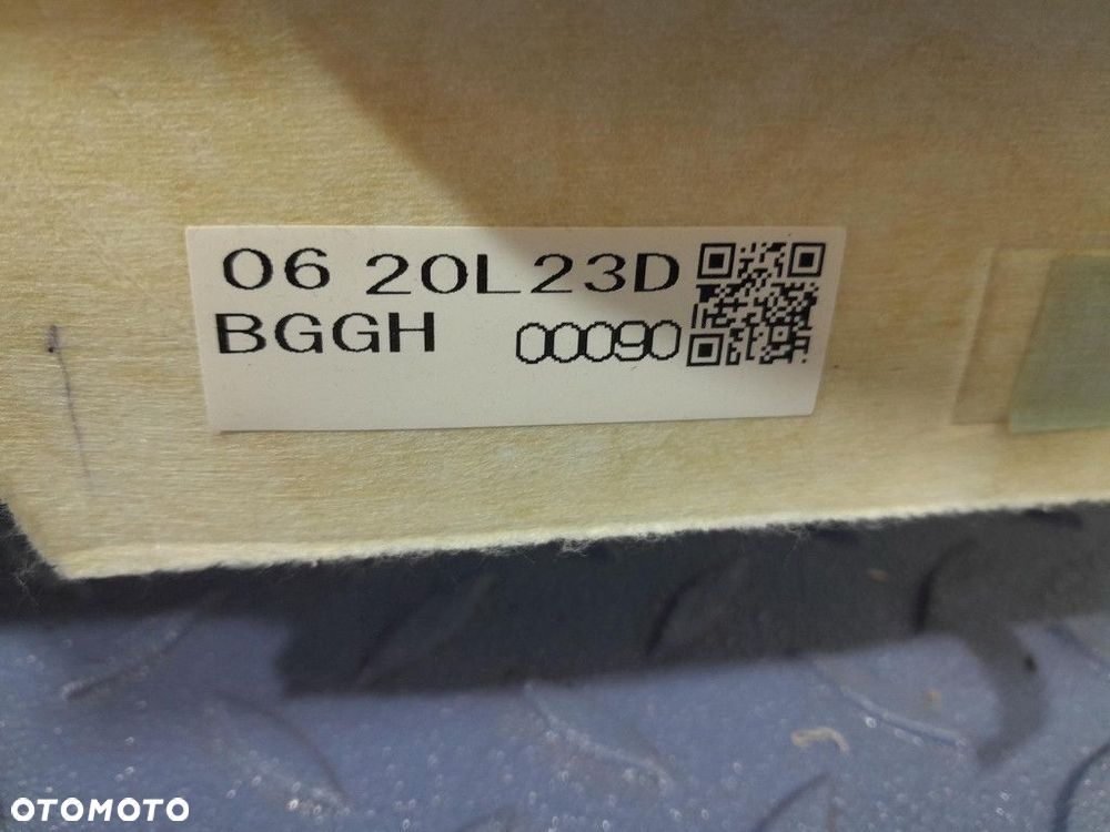 MAZDA 3 IV BP 19-  HB PODSUFITKA CZARNA OSŁONY SŁUPKÓW  DASZKI EU - 13