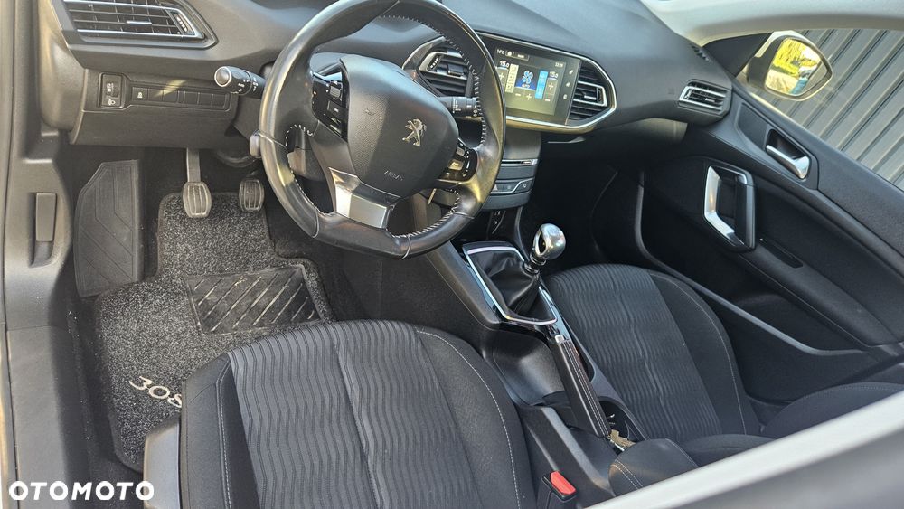 Peugeot 308 1.6 THP Active - 15