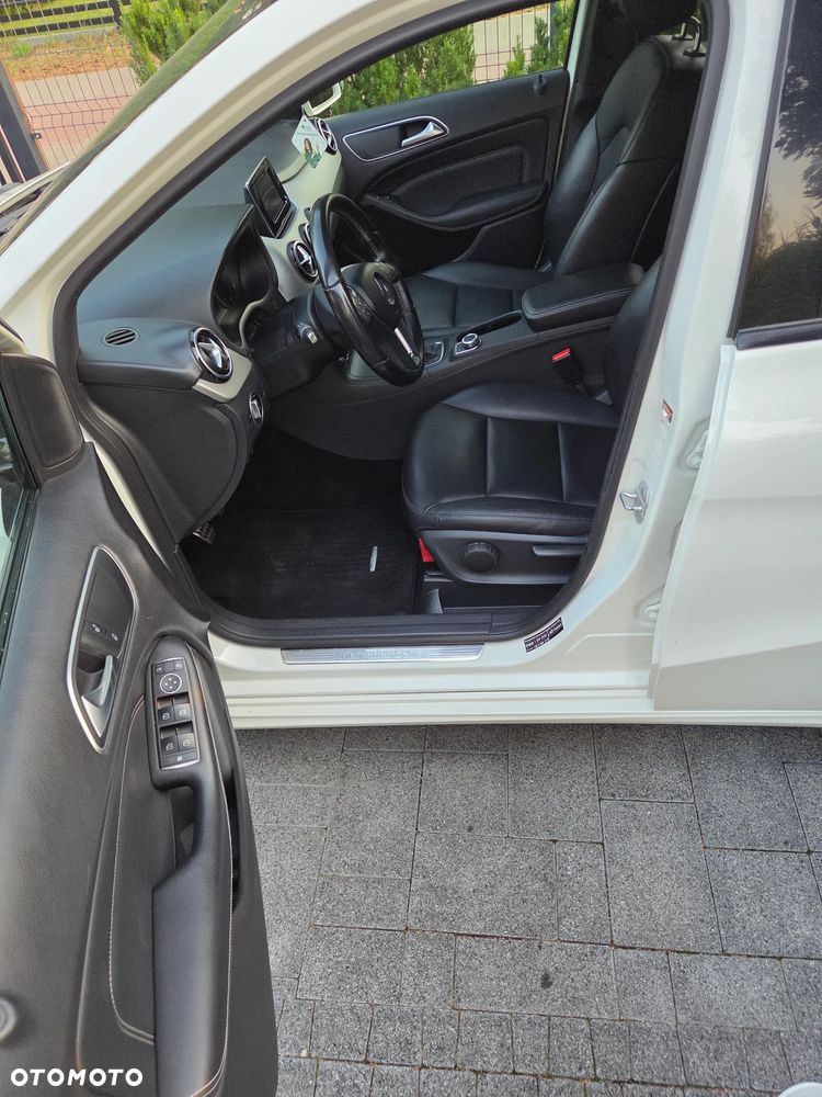 Mercedes-Benz Klasa B 180 CDI EU5 - 10