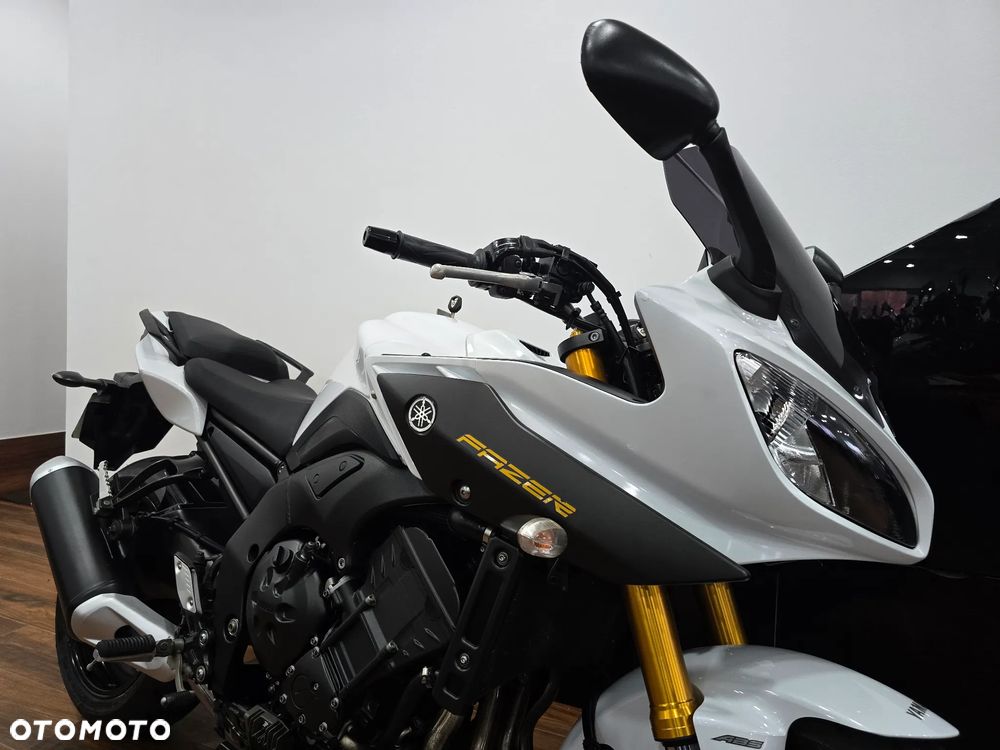 Yamaha FZ - 10