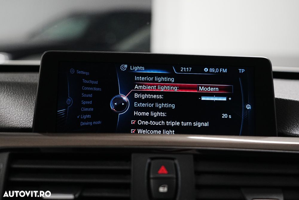 BMW Seria 3 320d Aut. Modern Line - 14