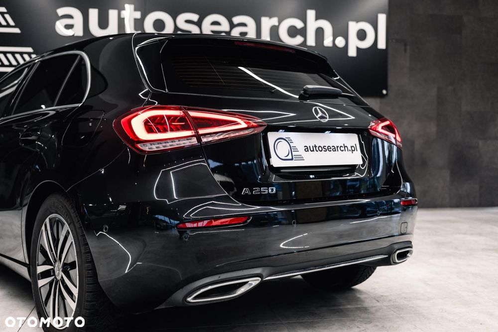 Mercedes-Benz Klasa A 250 Progressive 7G-DCT - 40
