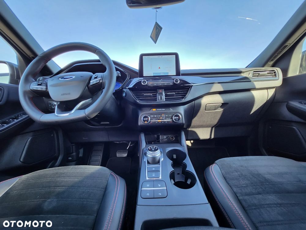 Ford Kuga 1.5 EcoBlue FWD ST-Line X - 14