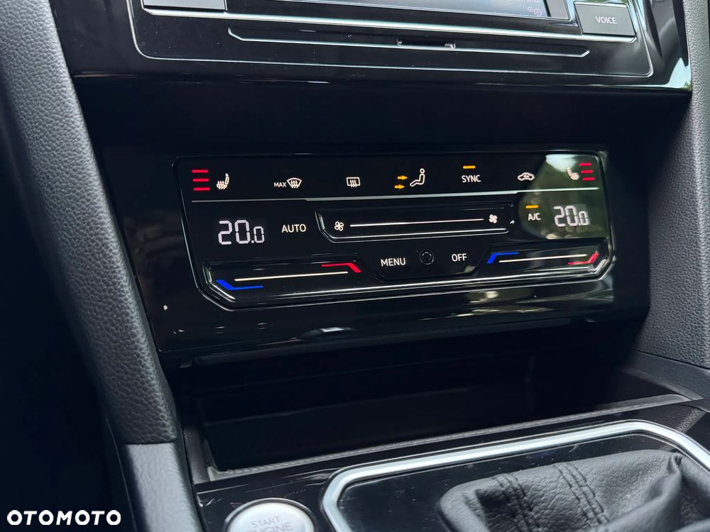 Volkswagen Passat 1.5 TSI EVO Business DSG - 18