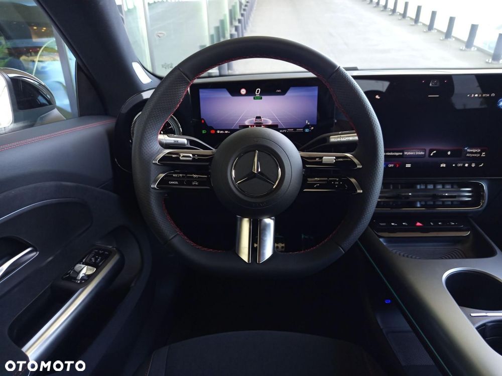 Mercedes-Benz CLA - 16