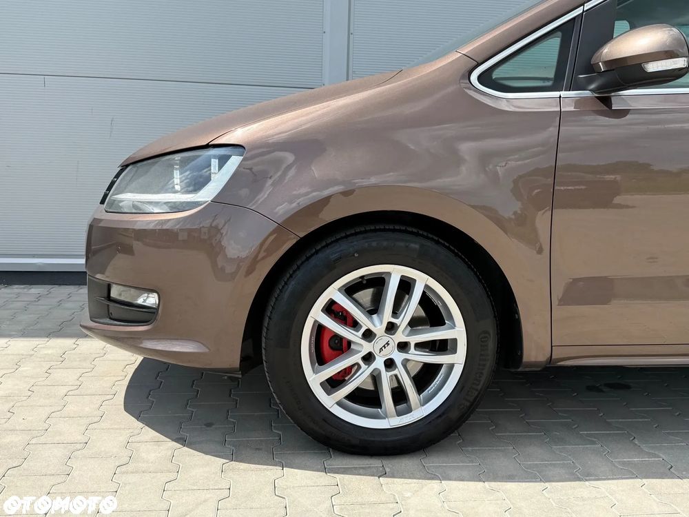 Volkswagen Sharan 2.0 TDI DPF BlueMotion Comfortline - 21