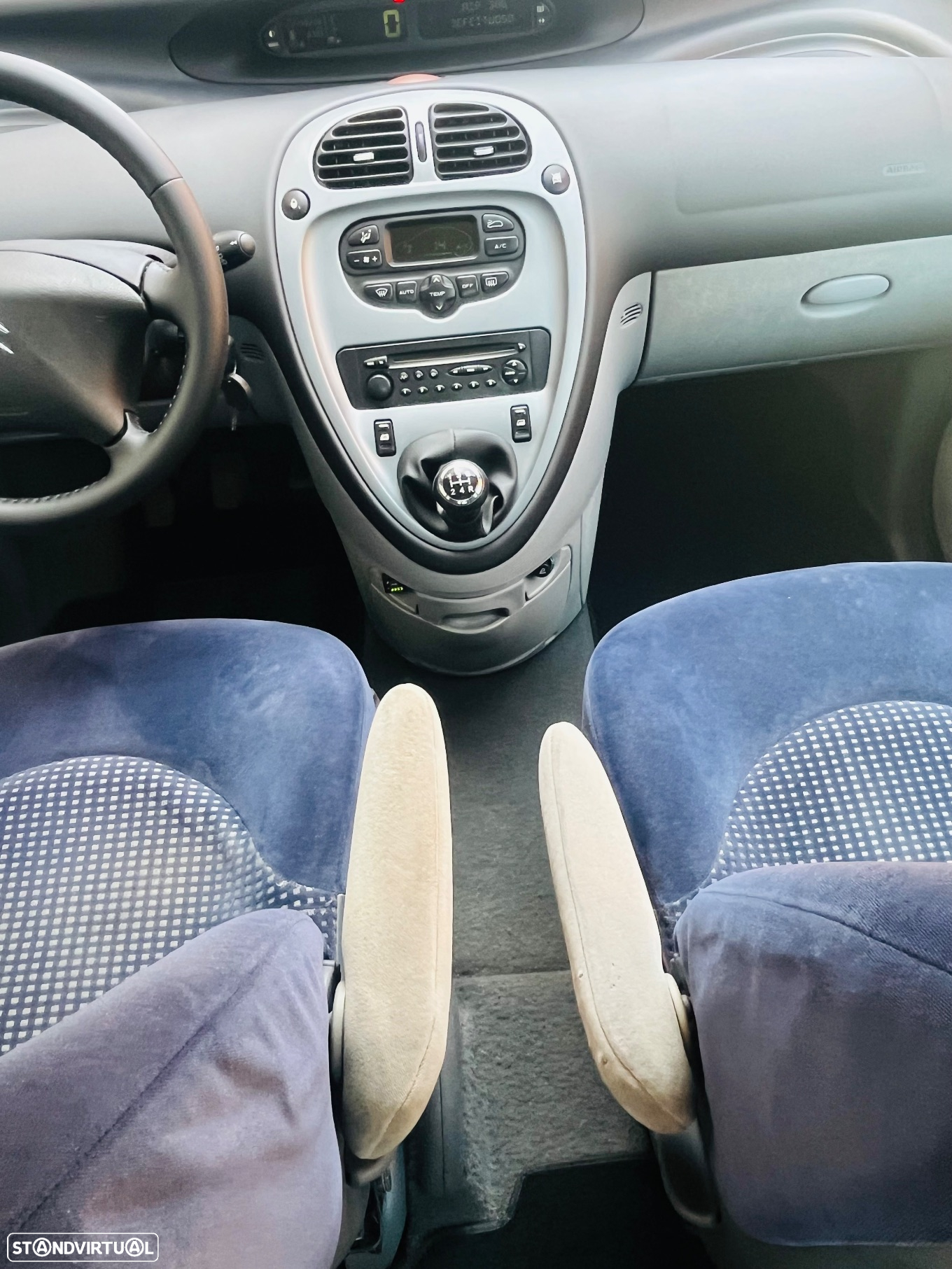 Citroën Xsara Picasso 1.6 Exclusive - 32