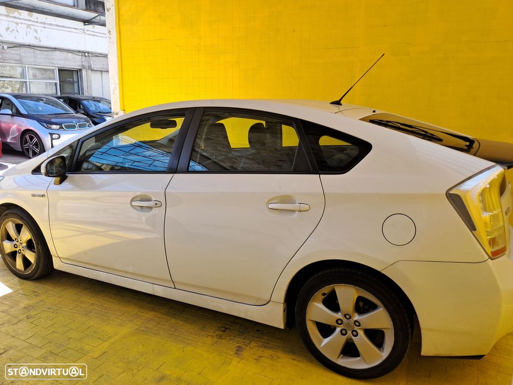 Toyota Prius 1.8 - 13