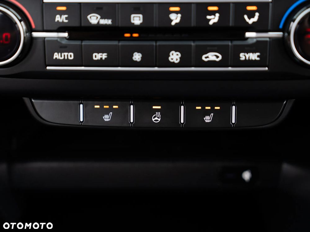 Kia XCeed 1.5 T-GDI Prestige Line DCT - 39