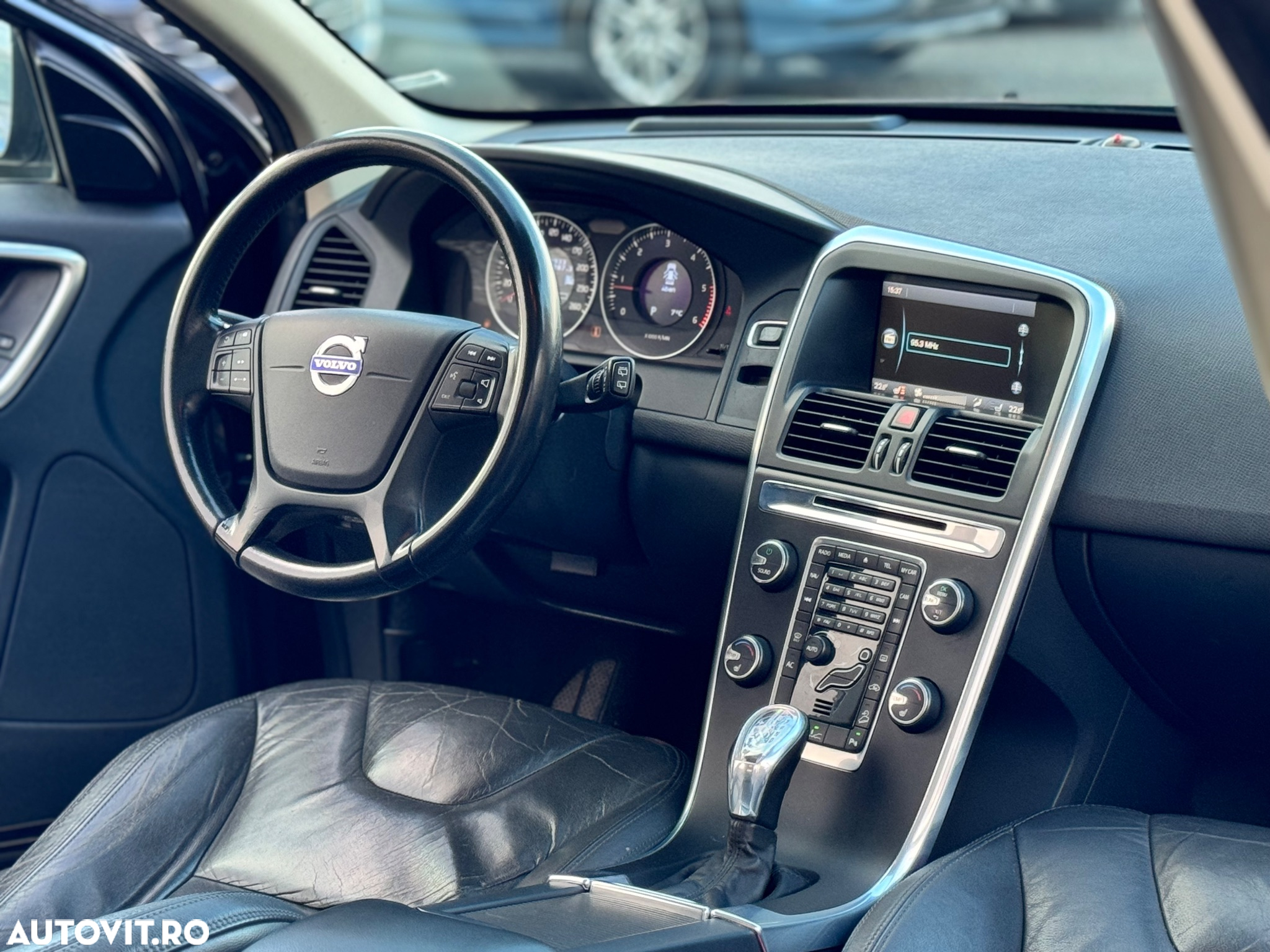 Volvo XC 60 2.4D AWD Aut. Summum - 5