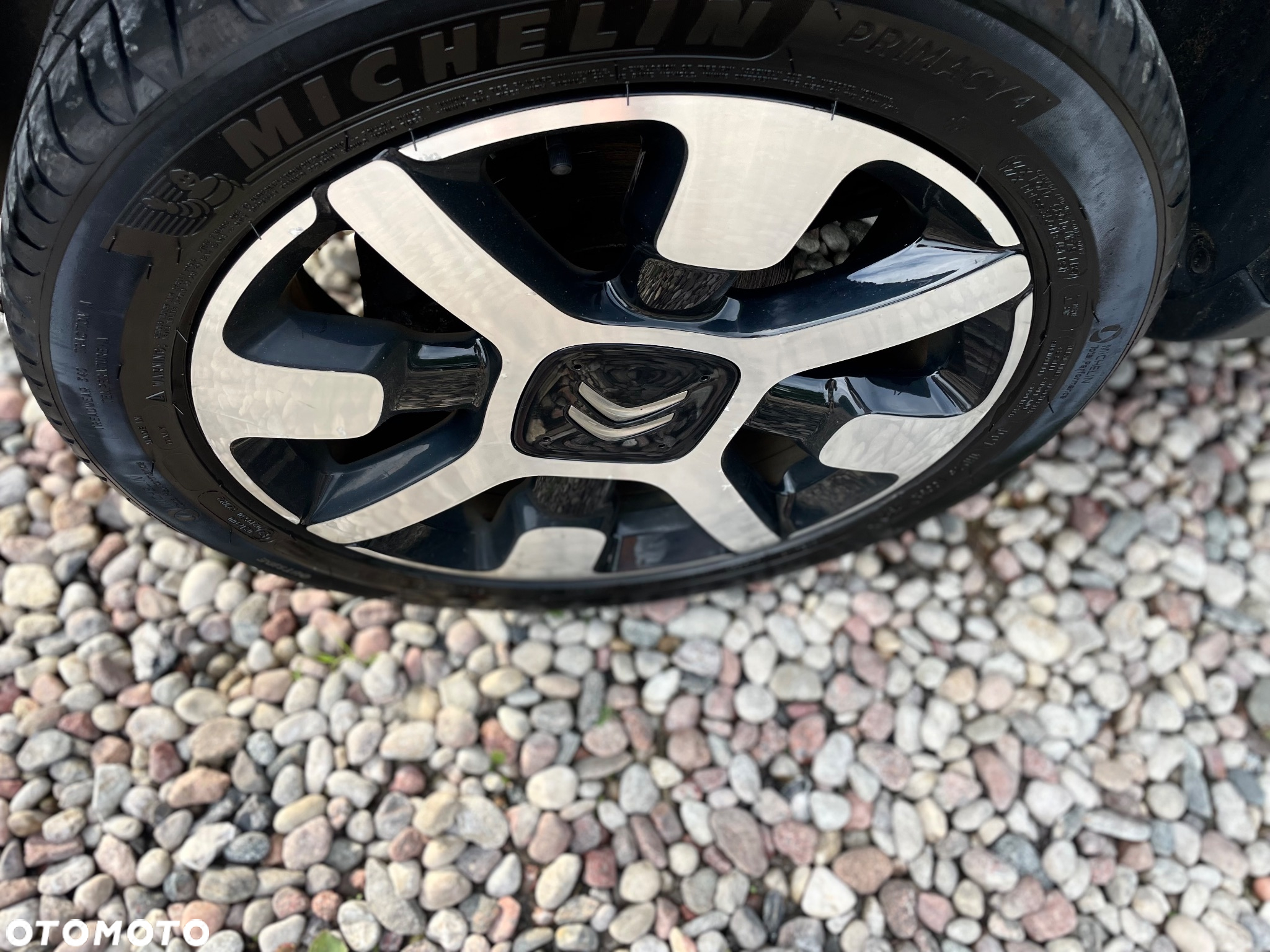 Citroën C4 Cactus 1.2 PureTech Feel S&S - 36