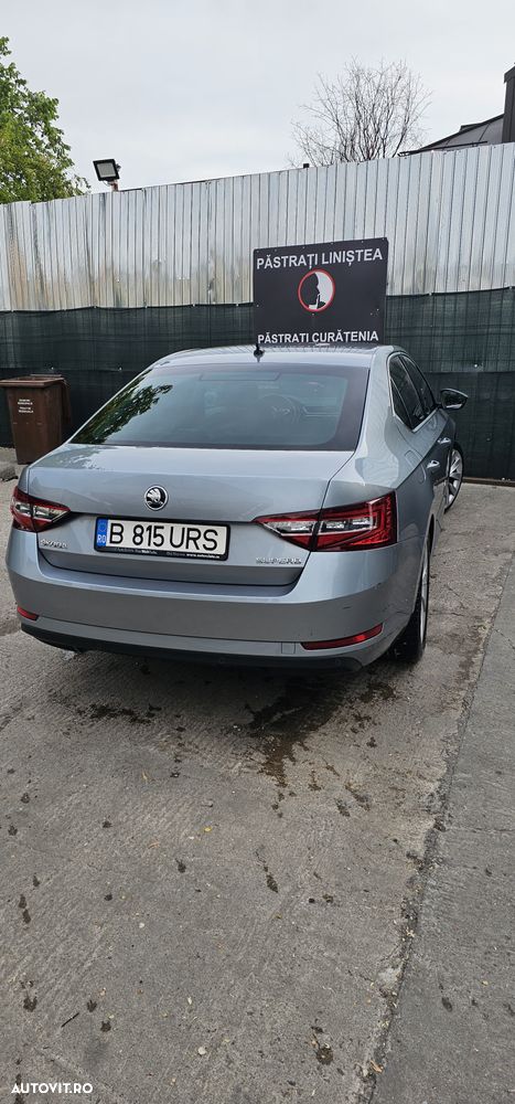 Skoda Superb 2.0 TDI DSG Style - 14