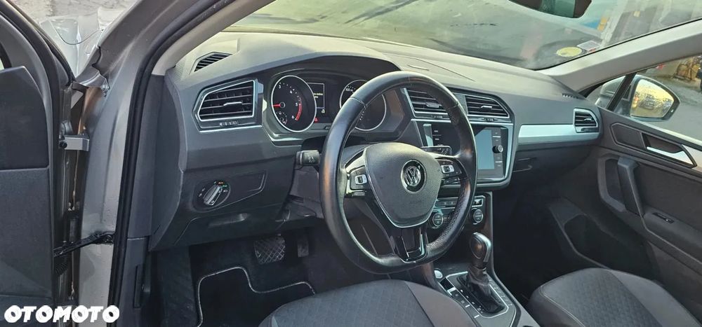 Volkswagen Tiguan 2.0 TDI SCR (BlueMotion Technology) DSG Comfortline - 8