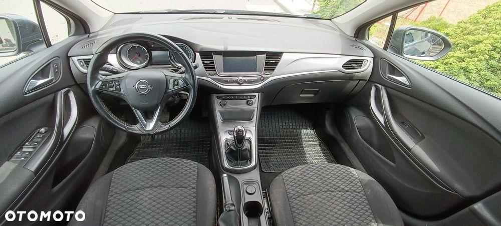 Opel Astra - 10