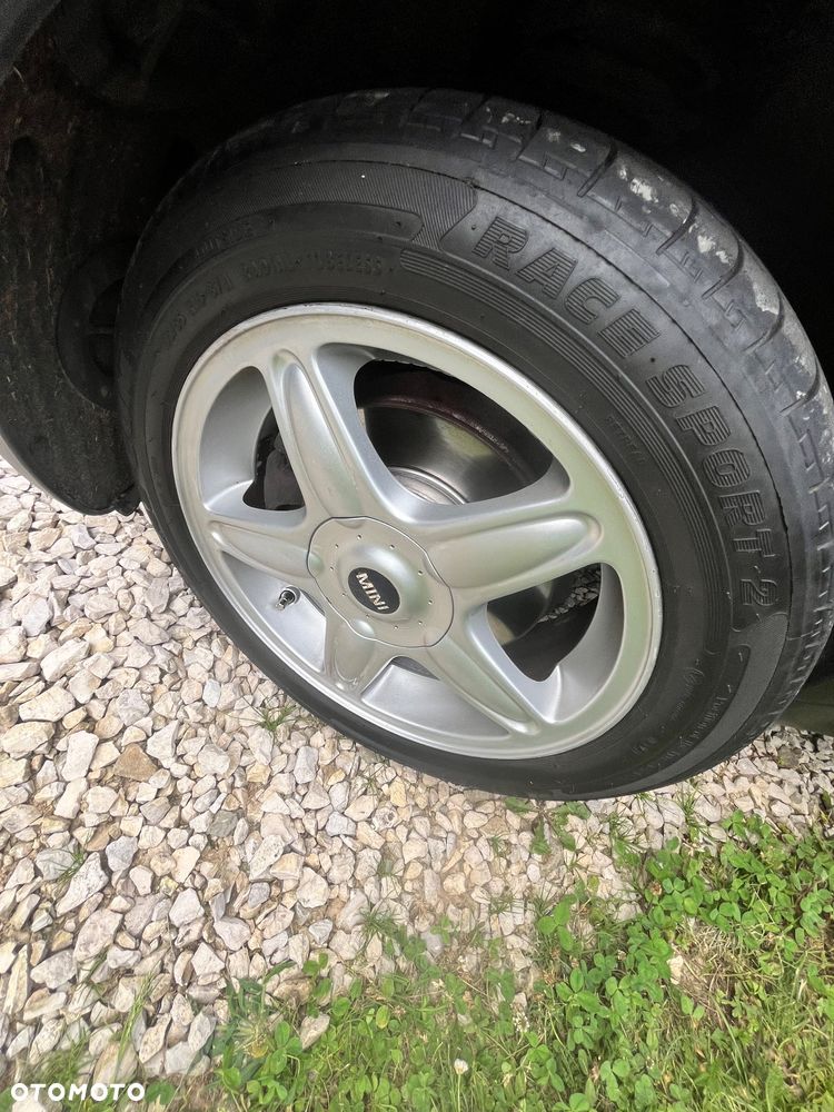 MINI Cooper Standard - 18