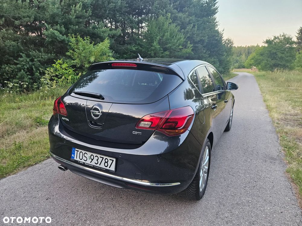 Opel Astra 2.0 CDTI Exklusiv - 6