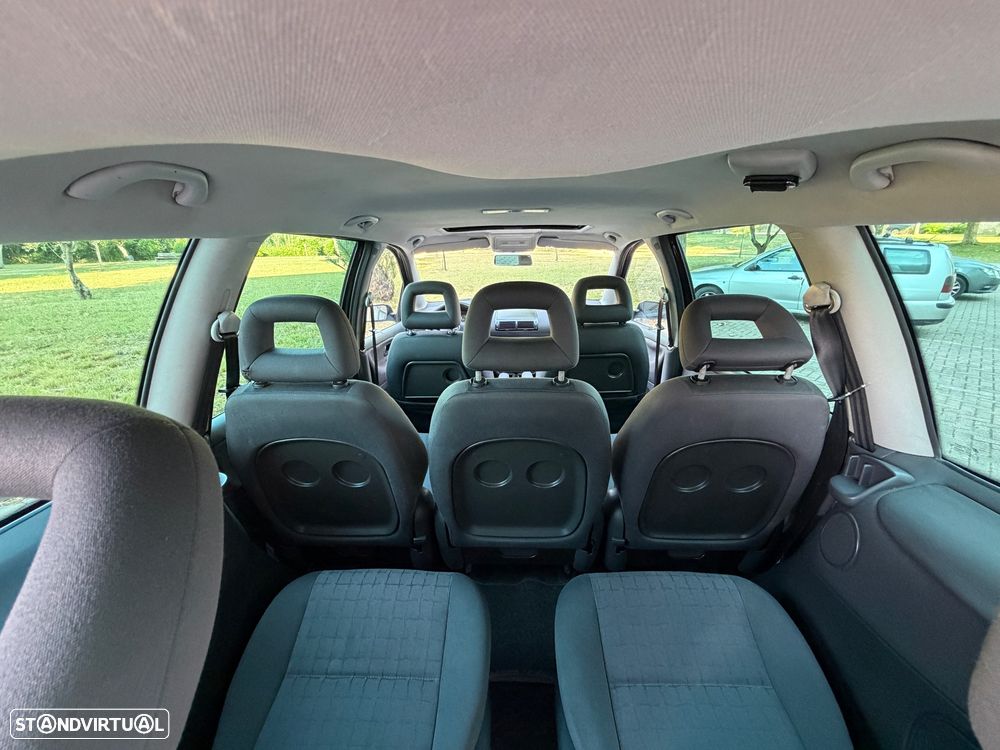 SEAT Alhambra 2.0 TDI Sport - 45