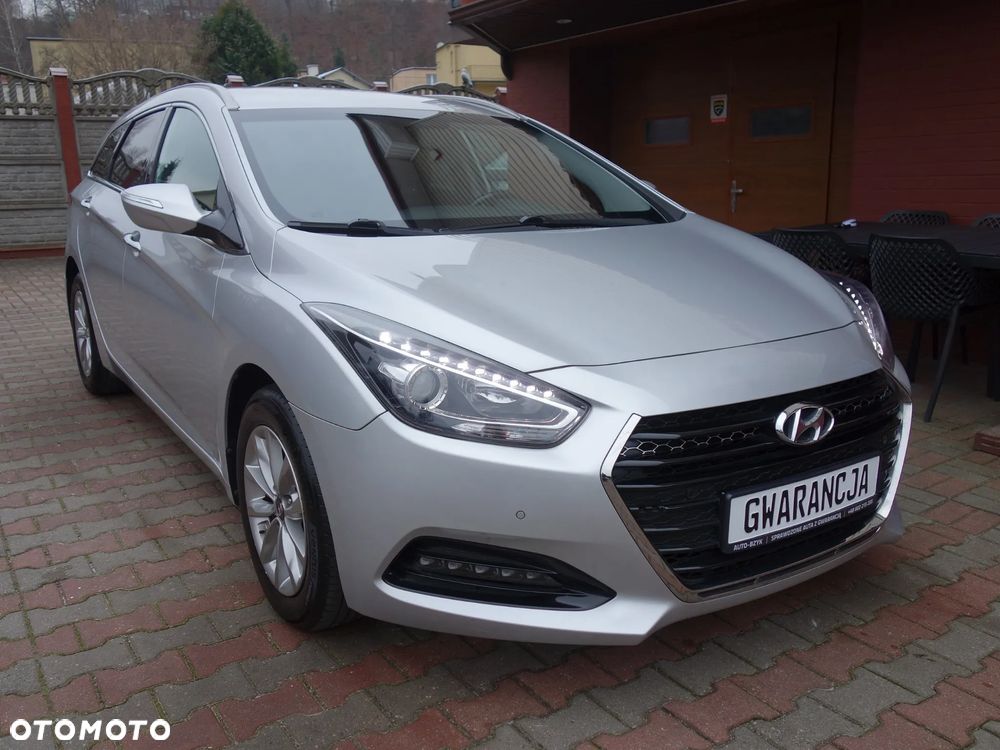 Hyundai i40 Kombi blue 1.7 CRDi DCT Style