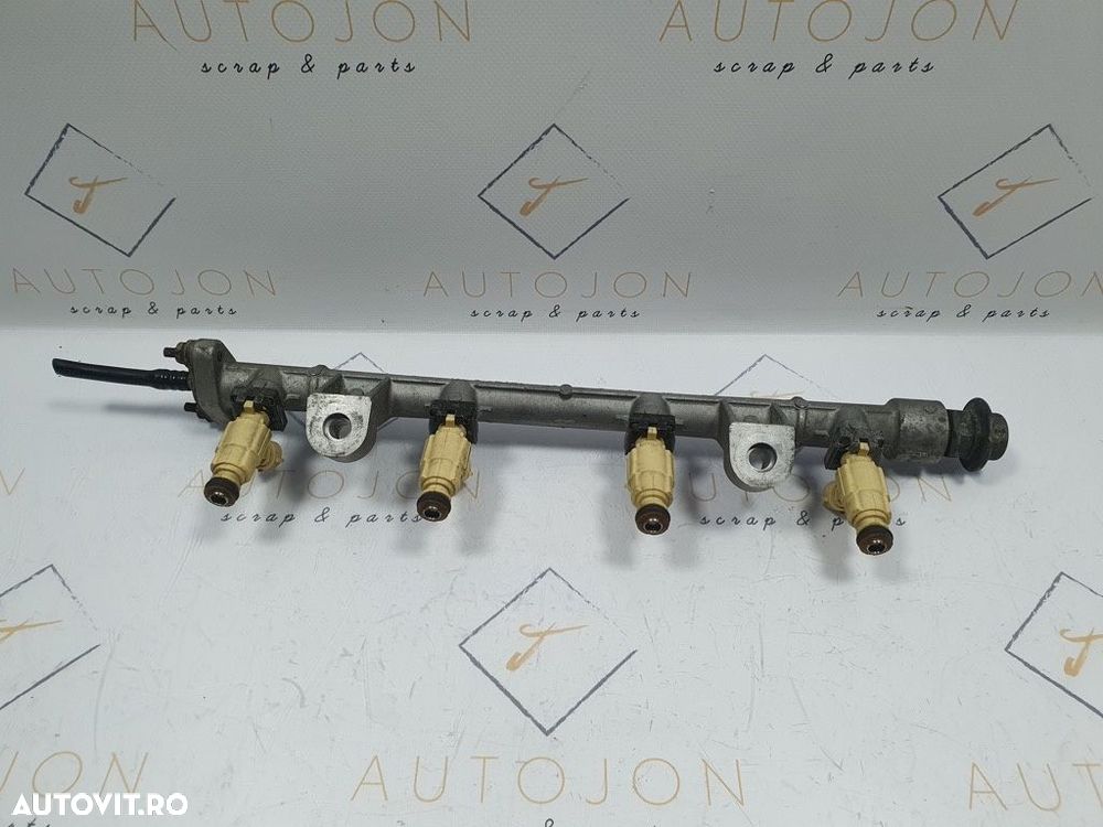 Rampa si injectoare HYUNDAI COUPE RD 1996 - 2002 1.6 i 16V G4GR 9260930013 - 3