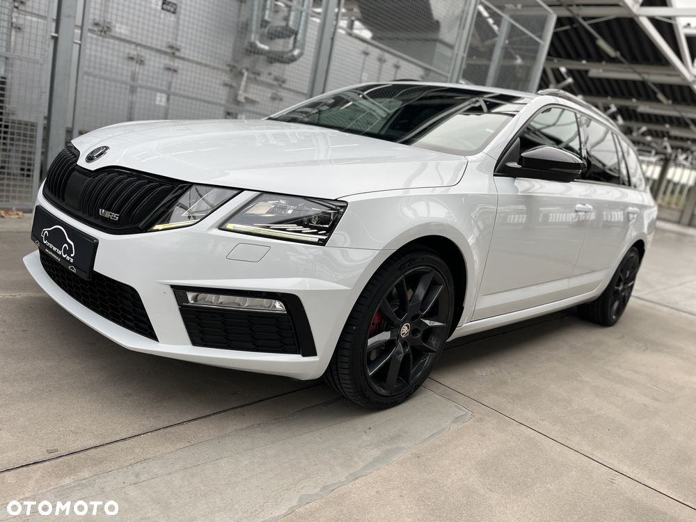 Skoda Octavia 2.0 TDI RS Challenge DSG - 9