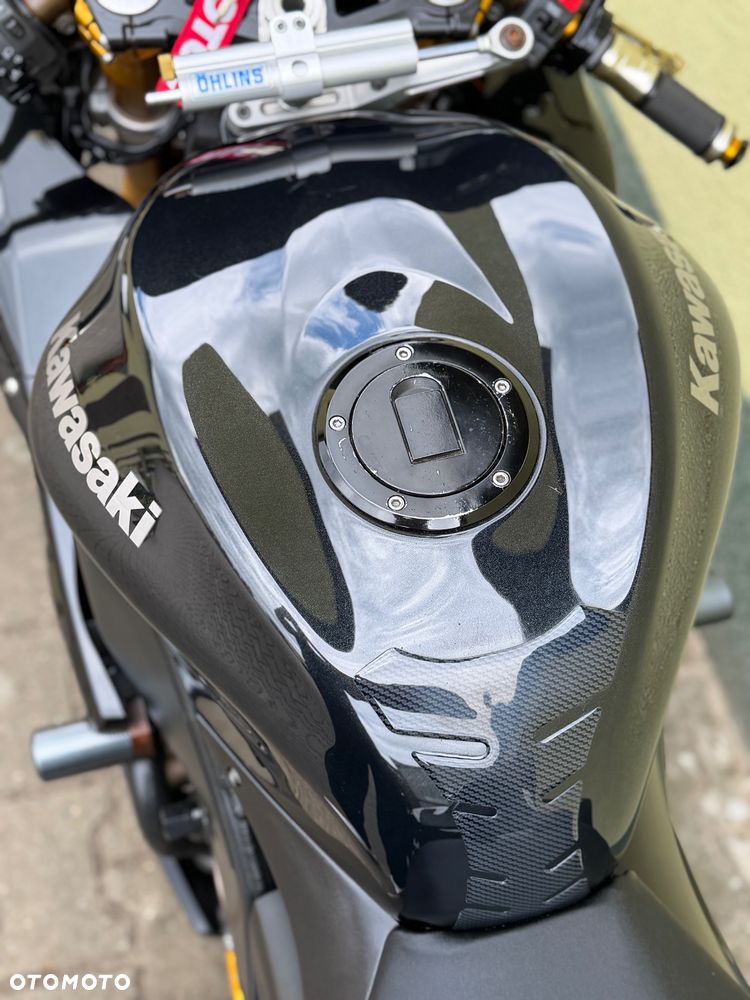 Kawasaki ZXR - 35