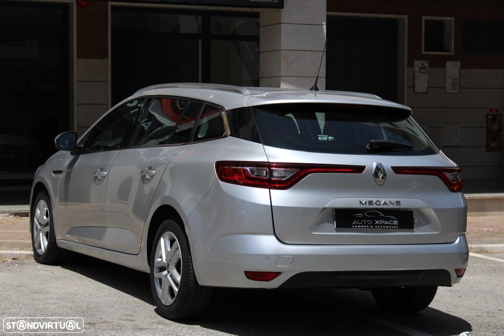 Renault Mégane Sport Tourer 1.5 dCi Limited EDC - 10