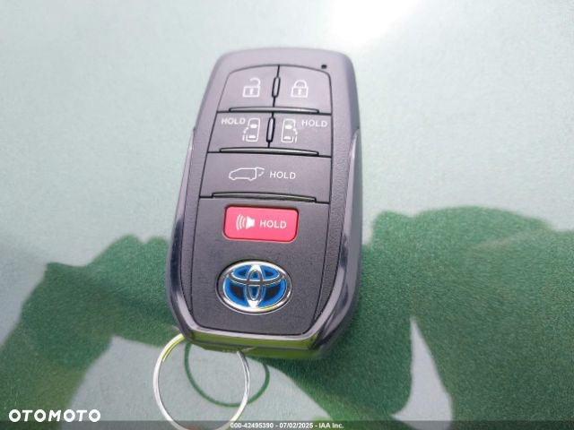 Toyota Sienna - 11