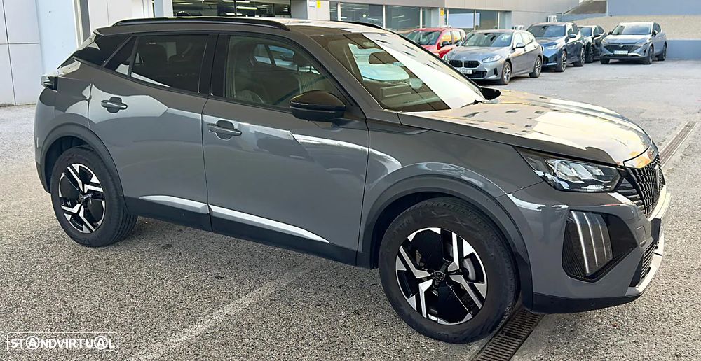 Peugeot 2008 1.2 PureTech Active Pack EAT8 - 5