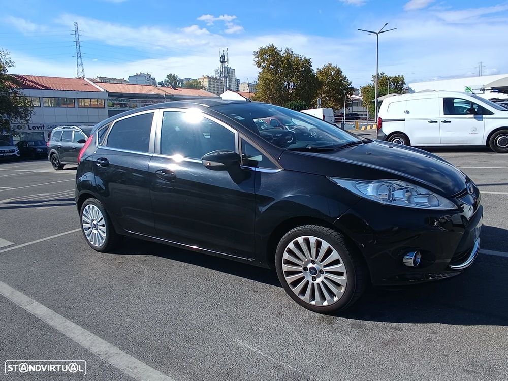 Ford Fiesta - 4