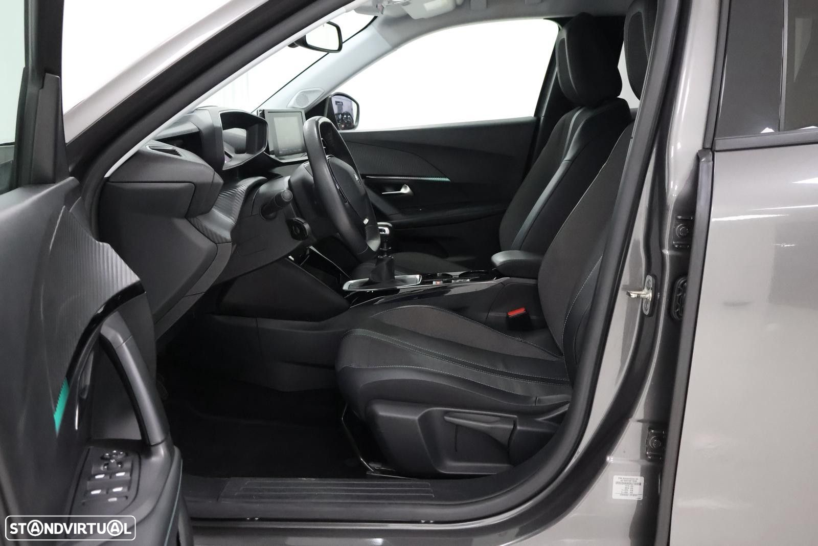 Peugeot 2008 1.2 PureTech Allure - 13