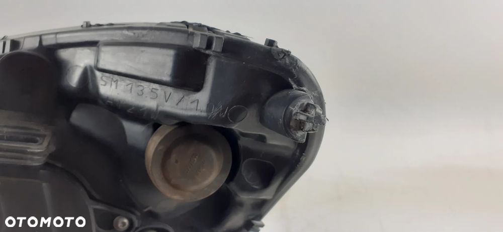Lampa prawa Volvo S60 V60 xenon  10-113 r. - 6