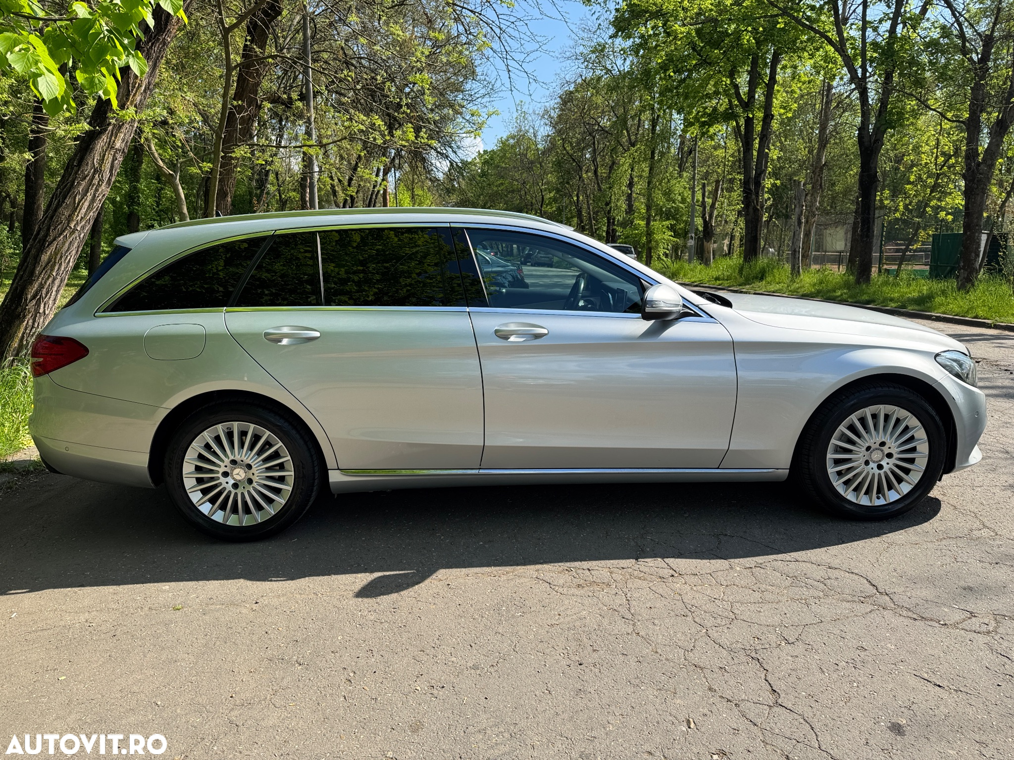 Mercedes-Benz C 220 (BlueTEC) d T 7G-TRONIC Avantgarde - 12