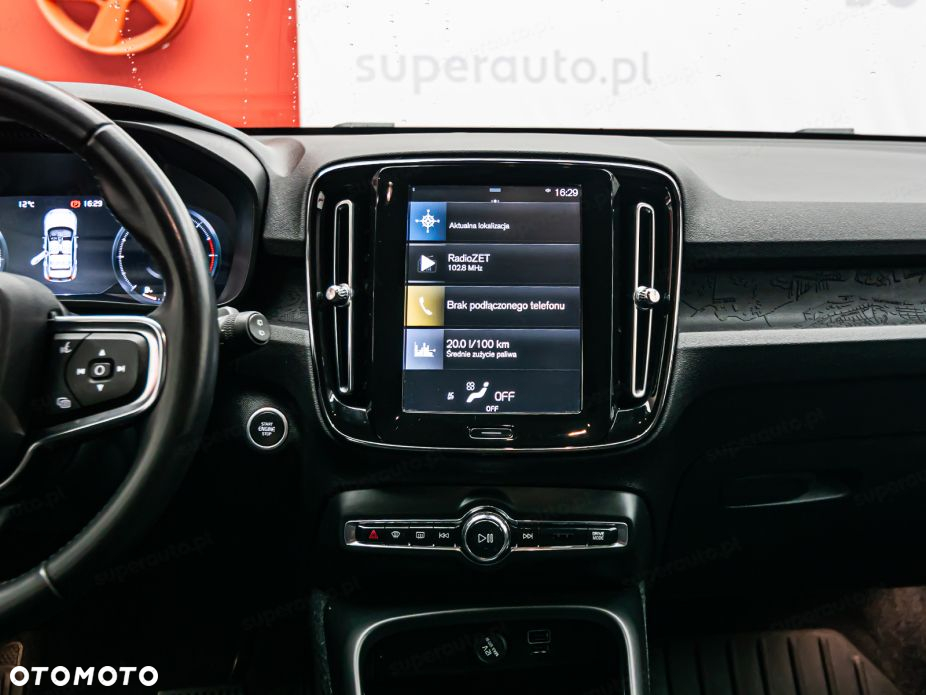 Volvo XC 40 D3 - 17