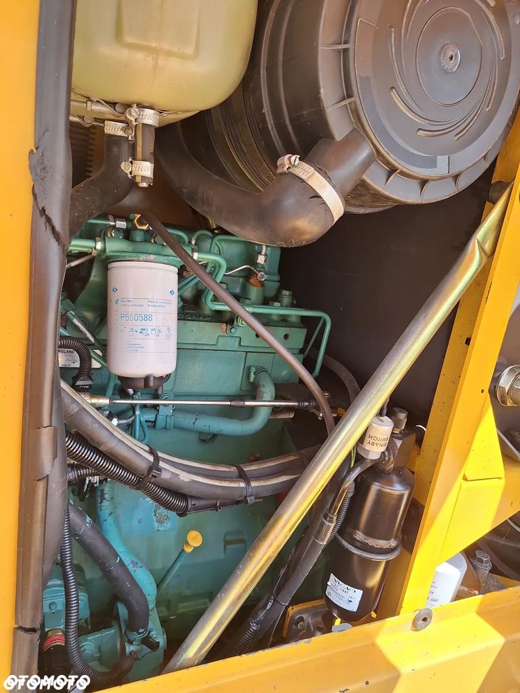 Volvo L50D - 13