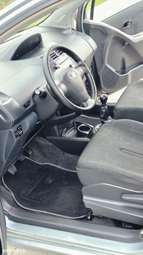 Toyota Yaris 1.33 Prestige - 15