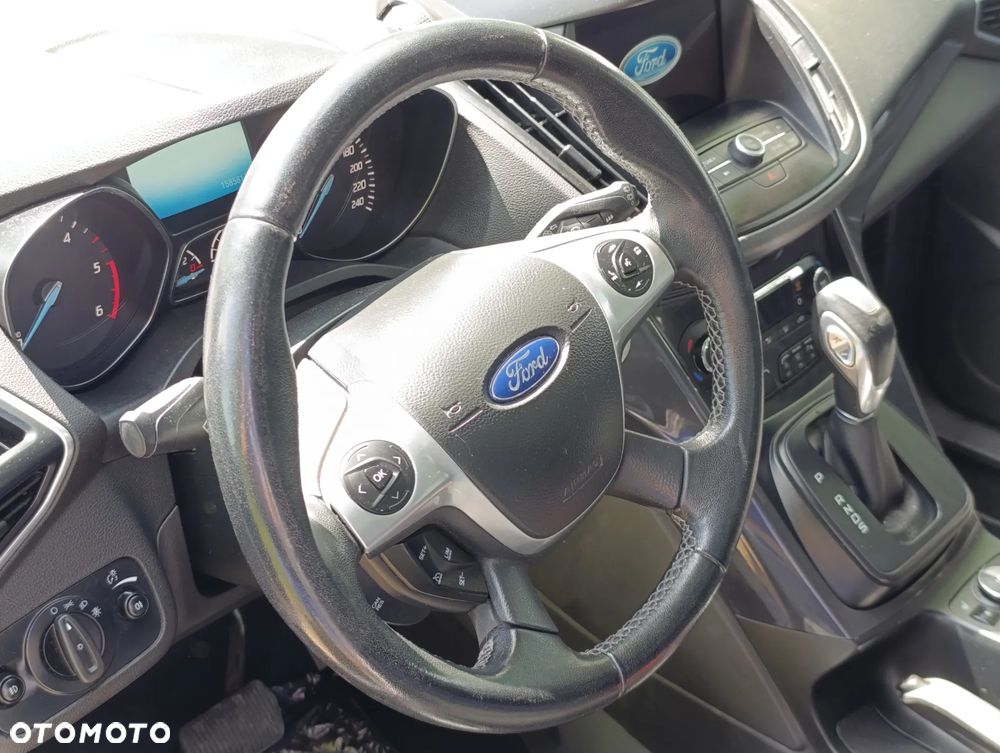 Ford Kuga 2.0 TDCi 4x4 Titanium - 10
