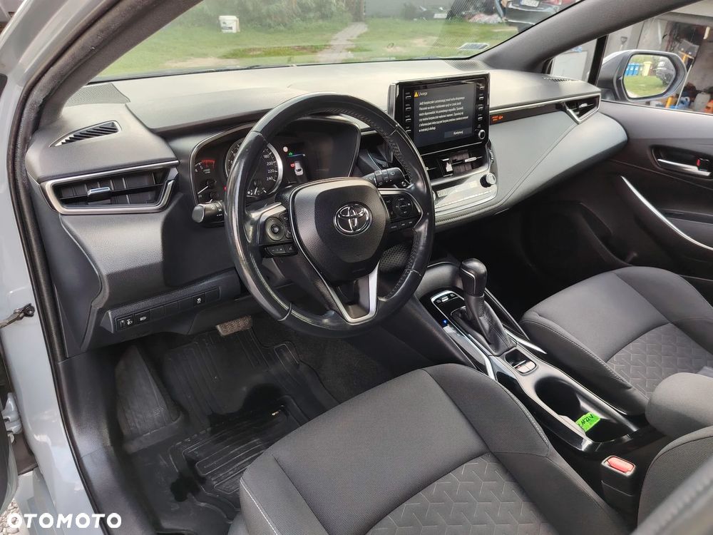 Toyota Corolla 1.8 Hybrid Comfort - 18