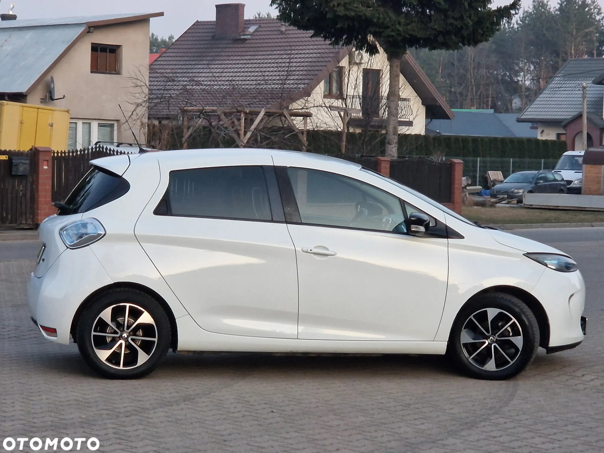 Renault Zoe (mit Batterie) 41 kwh Life mit LIMITED Paket - 23