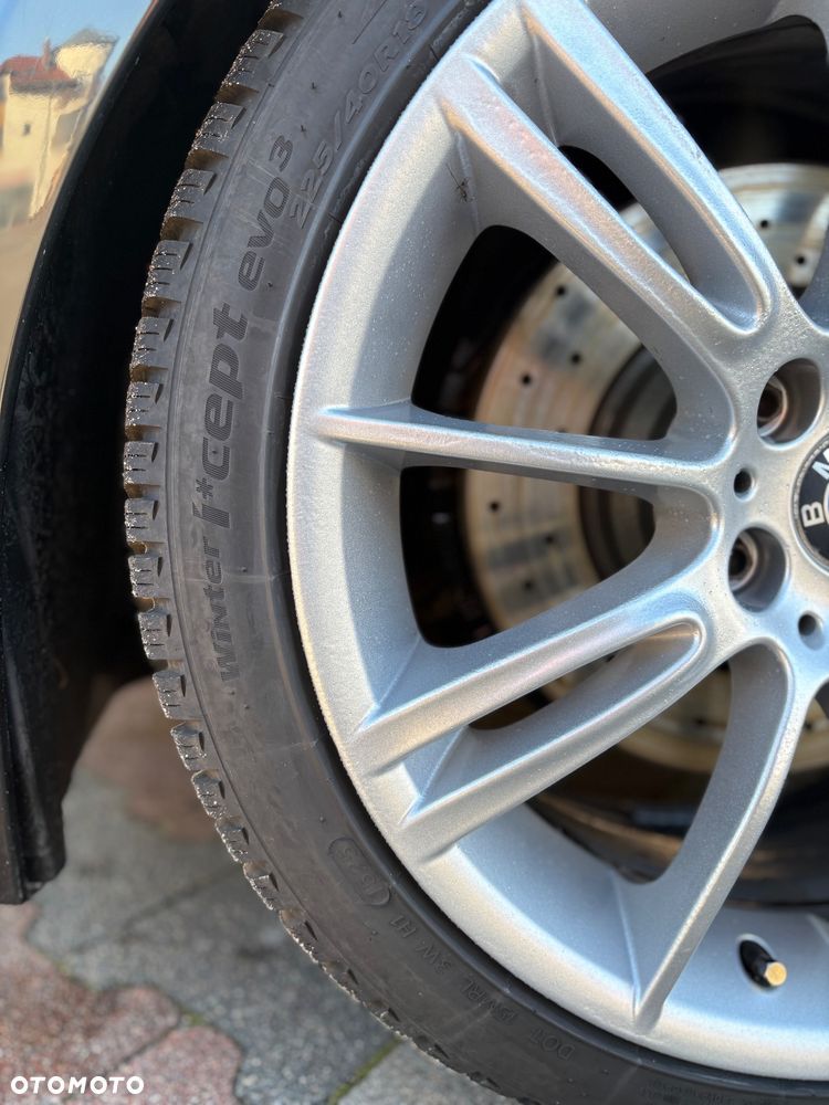 BMW Seria 3 330d - 15