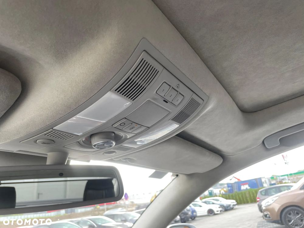 Audi A8 3.0 TDI L Quattro - 17