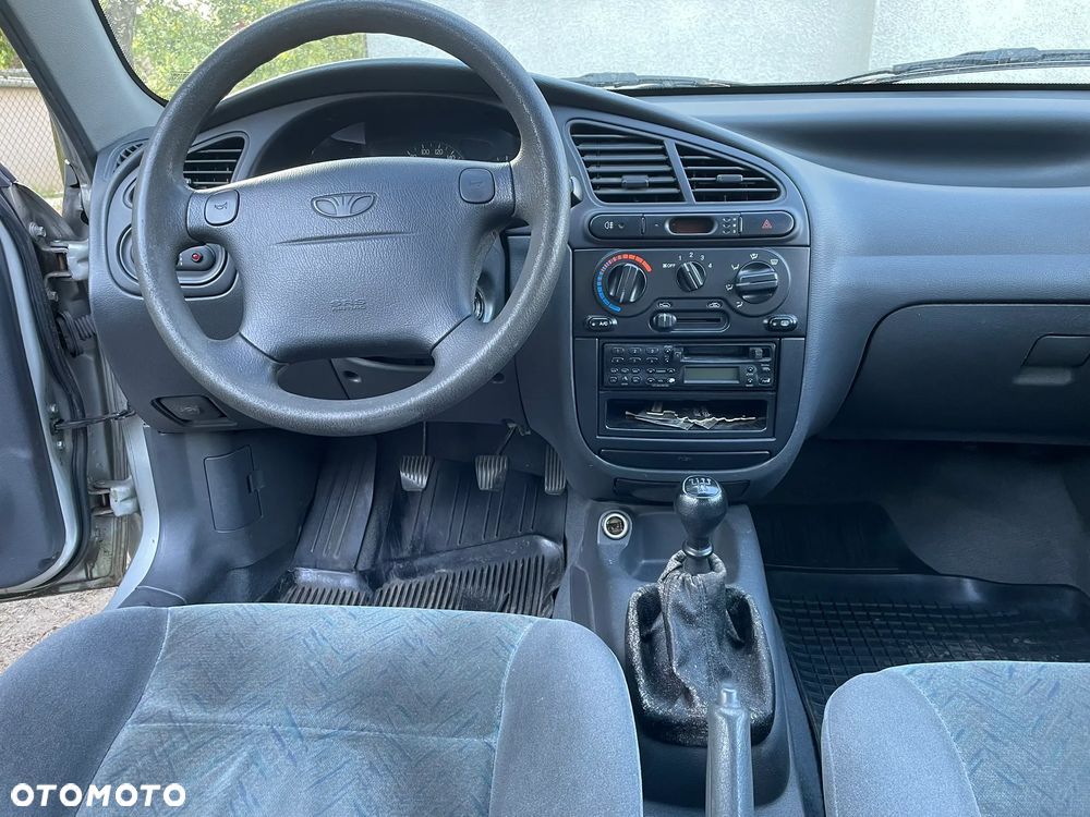 Daewoo Lanos 1.6 SX - 6