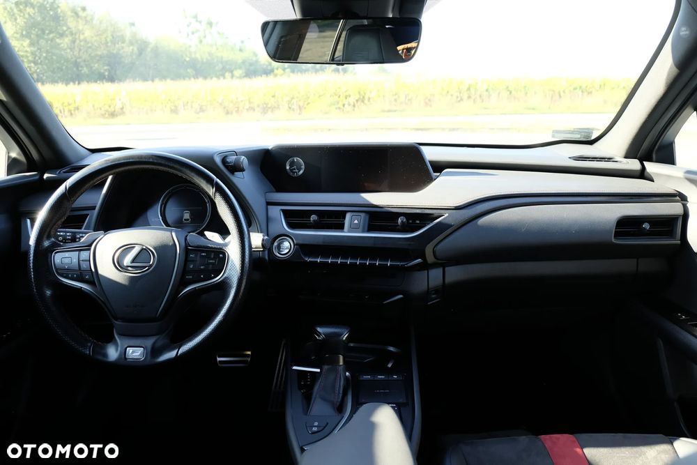 Lexus UX 200 GPF F Sport 2WD - 21