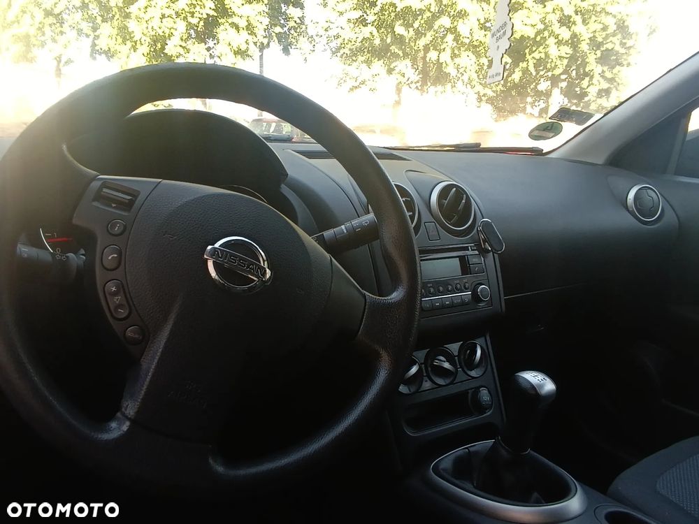 Nissan Qashqai 1.6 Visia - 16